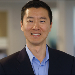 Aaron Chang Headshot